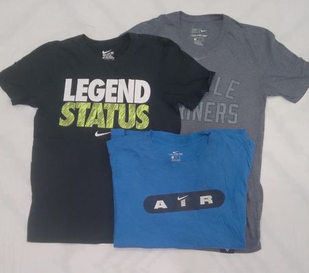ZV0410 Nike Men’s & Women’s Casual Tee Bundle