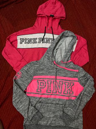Pink Hoodie's