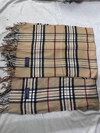Burberry Scarve