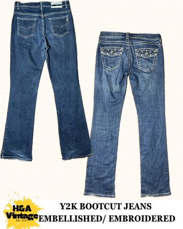 Y2K BESTICKTE ODER VERZIERTE BOOTCUT JEANS