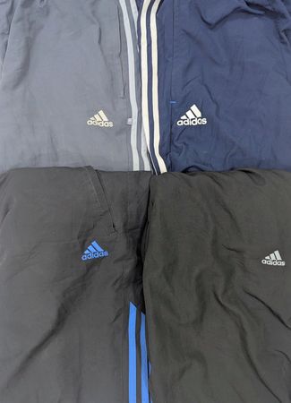 アディダス トラックパンツ