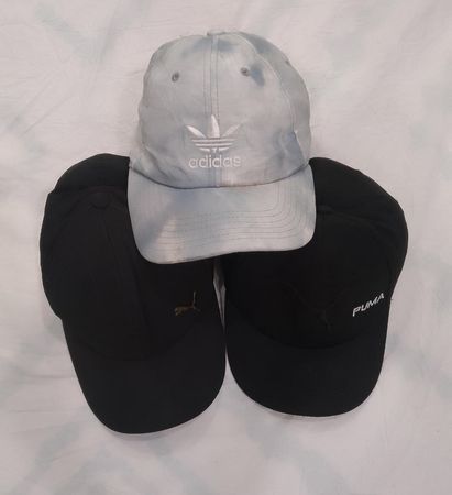 CRZ0527 Vintage Mix Branded Caps Bundle