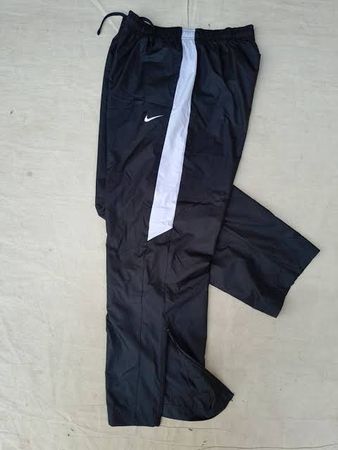 クラシックプレミアムNikeトラックパンツ