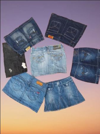 Y2k GUESS AND OTHER MINI SKIRTS (MSK-72)