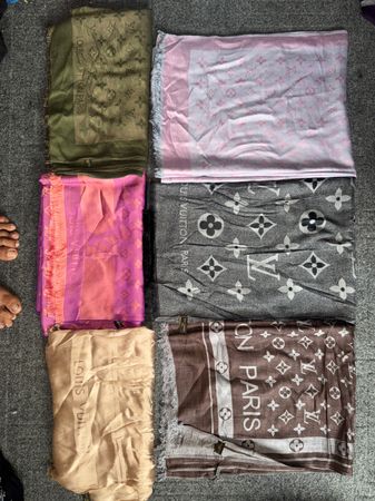 Louis Vuitton Tücher