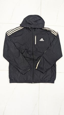 アディダスのジャケット