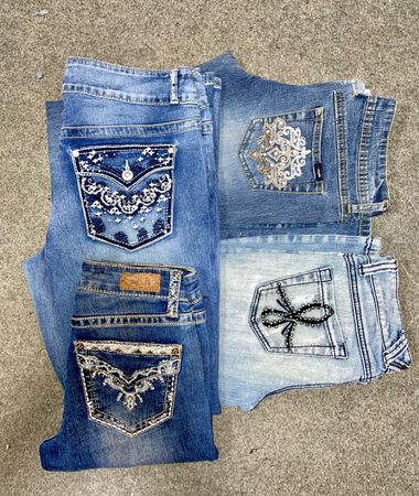 Y2K embroidered jeans