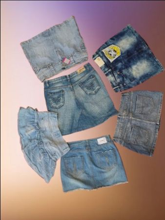 Request and other mini skirts (MSK-83)