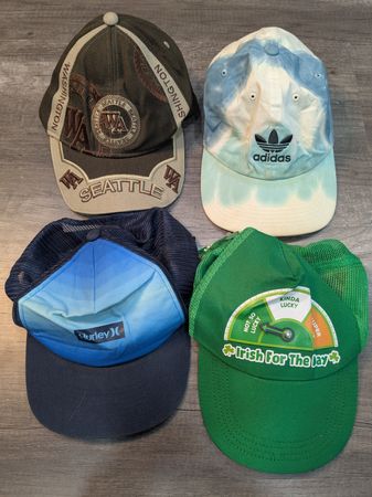 741 | Vintage Style Mixed Caps