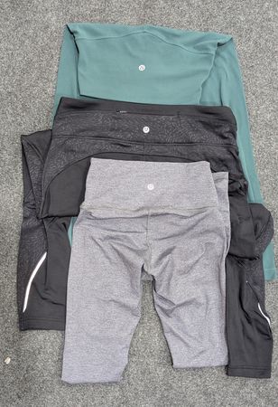 Lululemon leggings 10