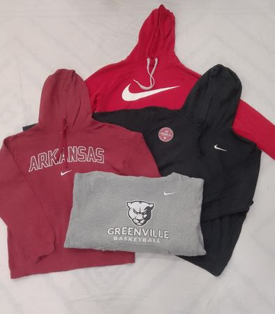 CRZ0684 Vintage Nike Hoodie