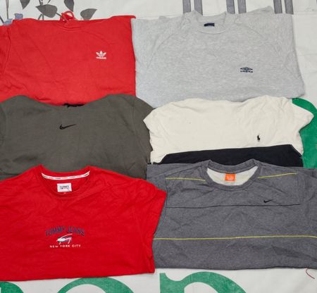 Mix branded sweatshirts