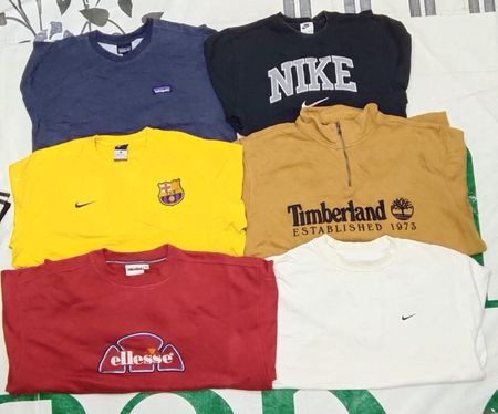 Mix branded sweatshirts