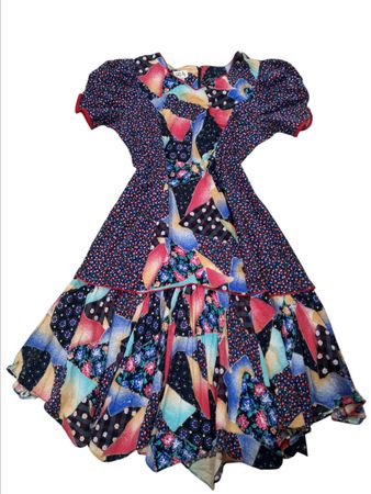 Alte Vintage-Kleider -6p -11/11/25