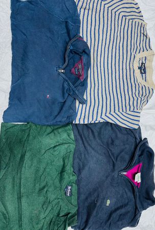 Mélange de pulls de marques