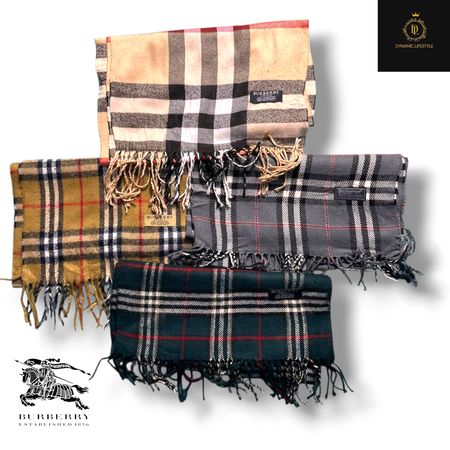 Burberry scarve
