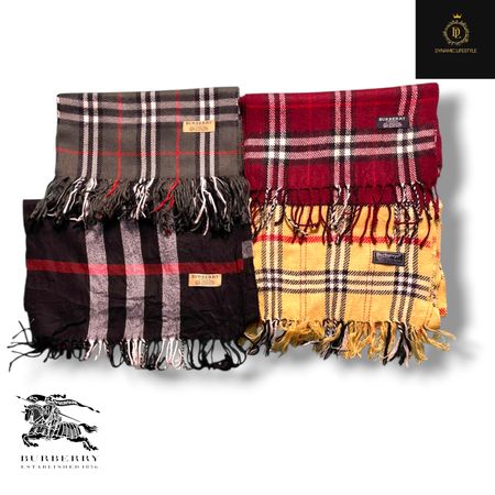 Burberry scarve