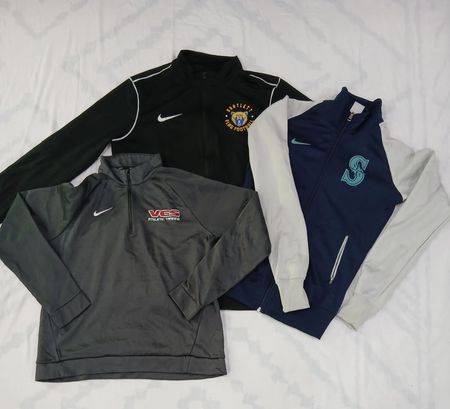ZV0710 Nike Track Jacket