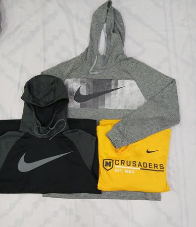 ZV0728 Nike Track Hoodie