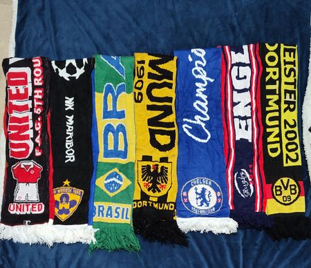 #03 Football scarf