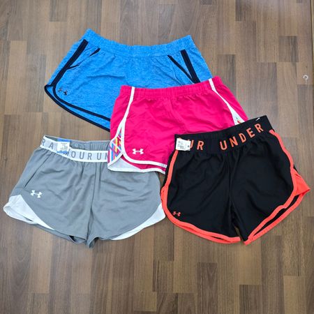 AV-0288 Under Armour Damen Shorts