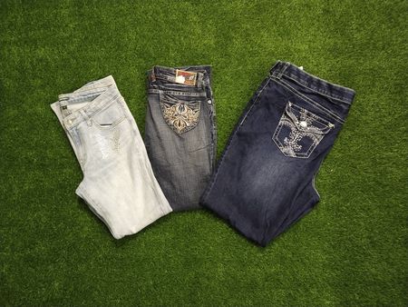 Jeans flare femininos