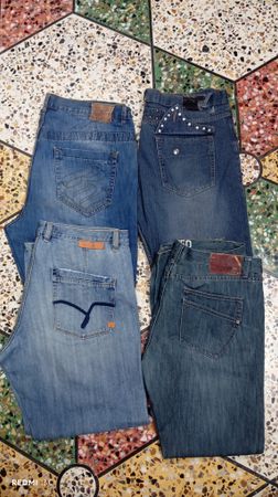 Hip hope baggy jeans over size