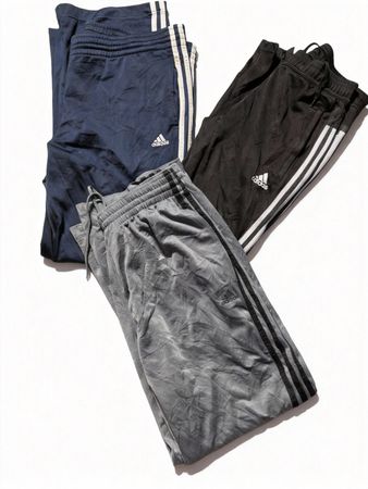 Authentic Adidas Track Pant ( FF 1130 )