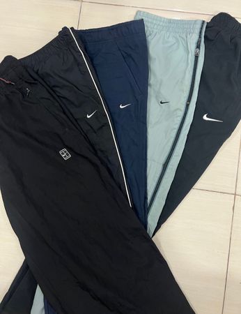 プレミアム Nike トラックパンツ