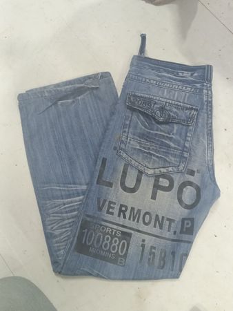 Hip-hop jeans