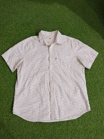 Levi's Button down Shirt