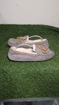 MAV#33 UGG Damen-Sandale