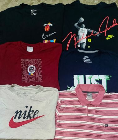 Nike t-shirts