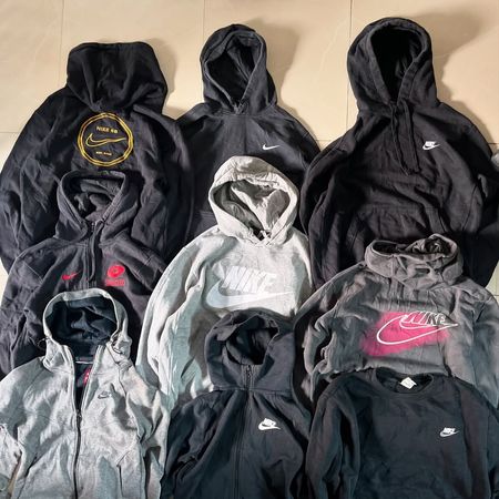 Vintage Nike Hoodies