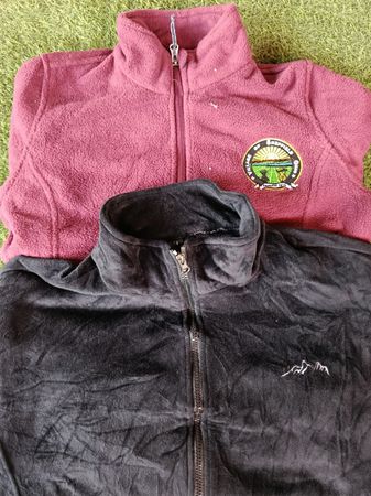 Unbranded Fleece (8) pcs 3184