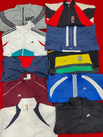 Premium vintage 90s wind breaker
