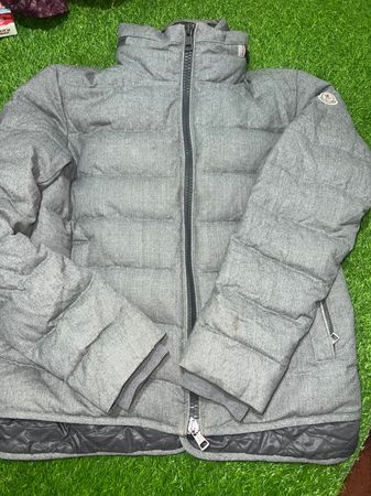 Authentische Daunenjacke