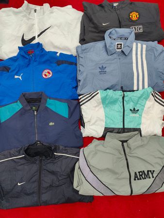 Premium Mix vintage 90s wind breaker