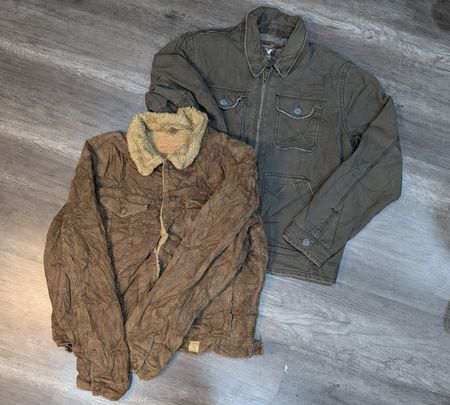 1052 - American Eagle, Aeropostale, Ambercrombie, Hollistter,Jacket