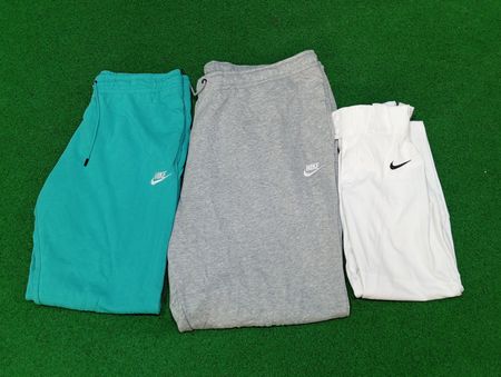 Nike Trousers And Capri