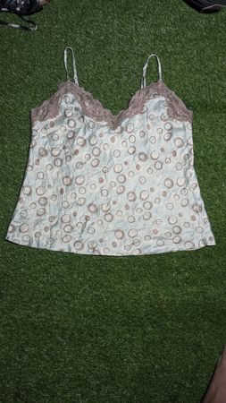 Débardeurs pour femmes en excellent état et prêts à porter