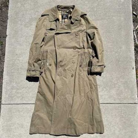 Burberry Trenchcoat