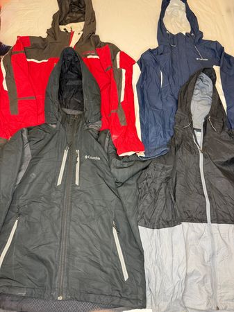 Columbia Windbreakers | V-T193
