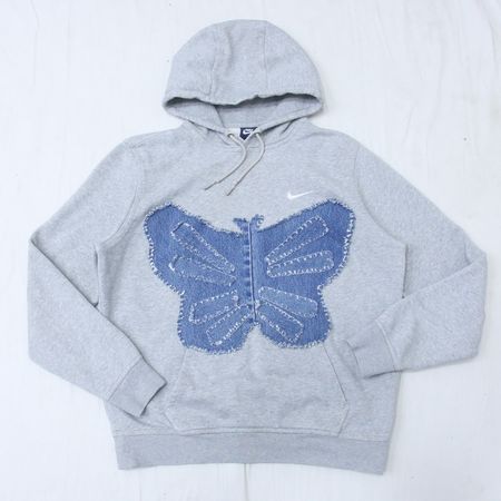 CR968 Hoodie com Patch de Borboleta de Marcas Mistas Reciclado