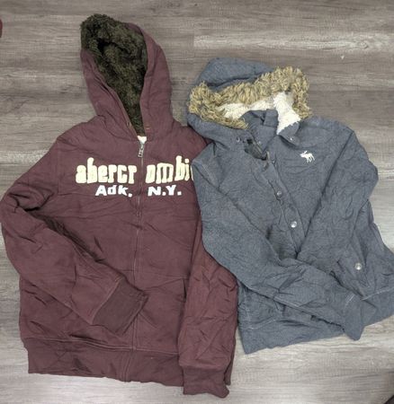 1130 - American Eagle, Aeropostale, Hollister & Abercrombie Puffer,Track,Wool & Cotton Jackets