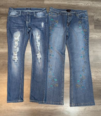 1172 - Y2K Style Embroidery Flare and Straight jeans