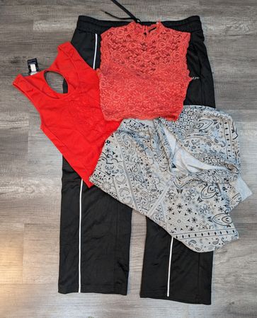 1201 - Bebe, Felpe con cappuccio, Top a canotta e Pantaloni