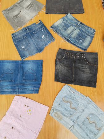 MNG and other mini skirts (MSK-126)