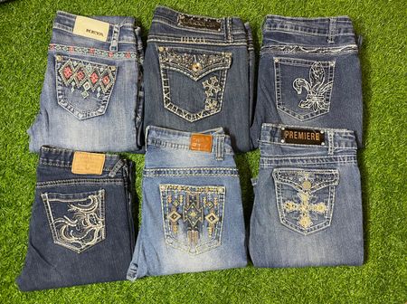 Jeans Flare Bordados Y2K