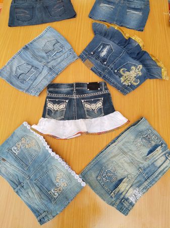 Seven7 and other mini skirts (MSK-128)